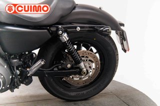 HARLEY DAVIDSON SPORTSTER 883 IRON DARK CUSTOM