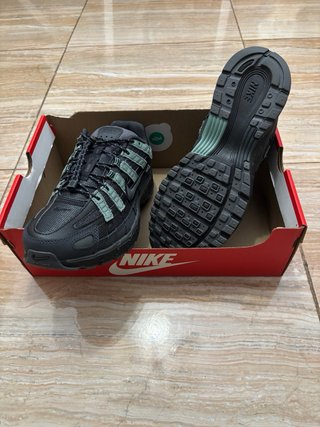 Nike P-6000 'Anthracite / Iron Grey' - Talla 40