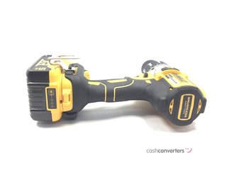 taladro a bateria dewalt dcd996
