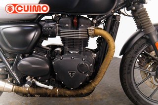 TRIUMPH STREET TWIN