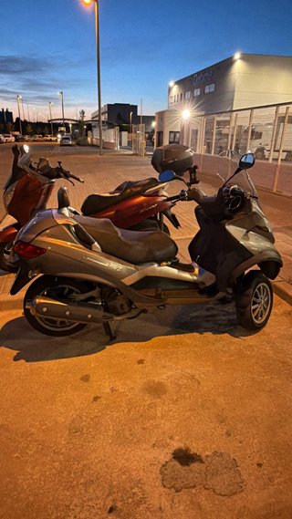 Piaggio MP3 400 LT Gris