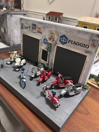 Modellini auto, moto e diorami leggere annuncio