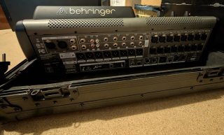 Equipo de Sonido ElectroVoice + Mesa Behringer ...