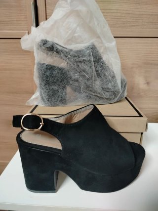 Sandalias negras tacón plataforma terciopelo