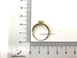 anillo oro 18k con piedra con circonita