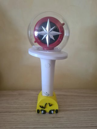 Soporte lightstick Felix BbokAri SKzoo