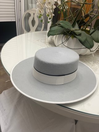Sombrero Cordobés Gris y Blanco