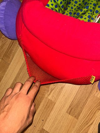 Cochecito de juego para bebé.