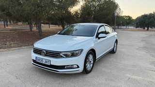 Volkswagen Passat 2015 12 MESES  DE GARANTIA