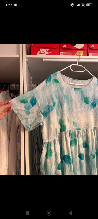 Vestido oversize estampado hojas