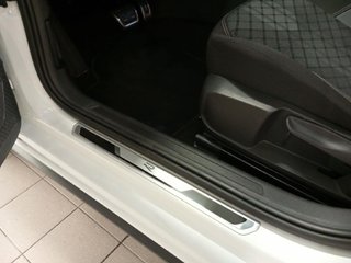 VOLKSWAGEN POLO 1.0 TSI 85KW DSG R-LINE 116 5P