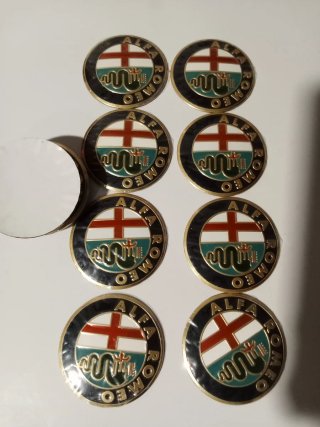 Emblemas Alfa Romeo Ruedas