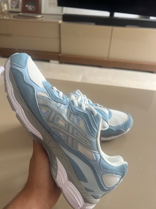 Zapatillas ASICS GEL-NYC Azul Cielo