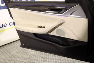 BMW Serie 5 530 i Touring Luxury 252cv