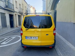 Ford Transit Courier 2019