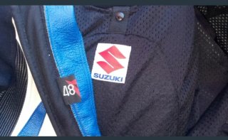Mono de cuero Dainese Suzuki Talla 48