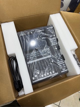 Mixer da palco Oqan Q24D Pro