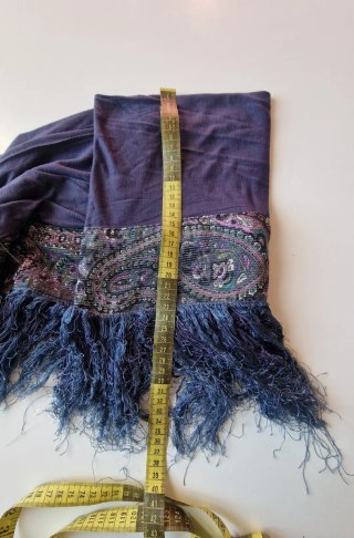 Sciarpa con frange blu e viola