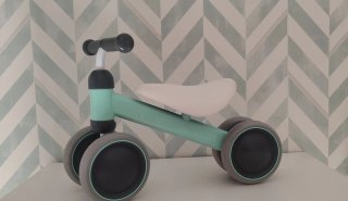 Bicicleta de equilibrio infantil