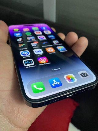 iPhone 14 Pro Max Morado
