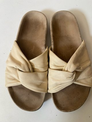 Sandali donna pelle e gomma beige