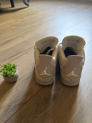 Air Jordan 4 Frozen Moments Talla 42