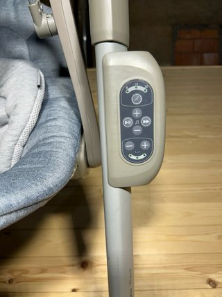 Columpio eléctrico para bebé con sonidos
