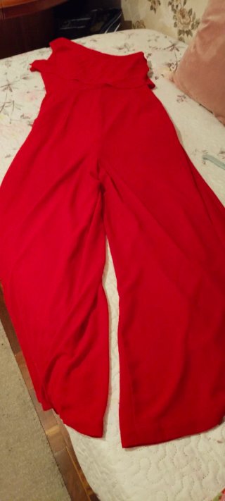 Mono largo rojo