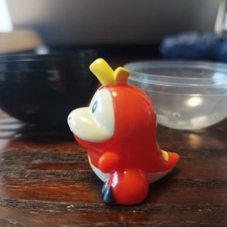Figura Pokémon Fuecoco de ShoPro Japón