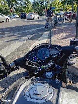 Moto Bajaj Pulsar NS125 Gris 2025. Unico dueño