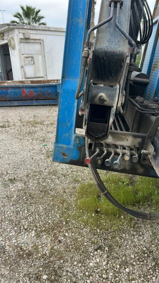 Grua hiab 050
