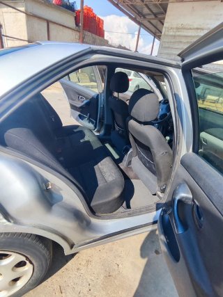 Peugeot 406 2001