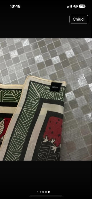 Foulard con stampa tropicale e scimmia