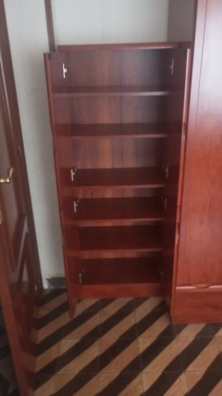 Armario + cómoda + espejo + mueble auxiliar