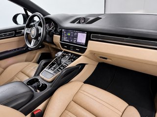 Porsche Cayenne 2021