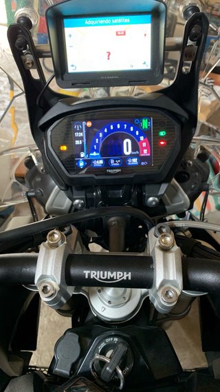 Triumph Tiger 800 XRT