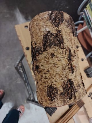 Pozzo in legno ornamentale