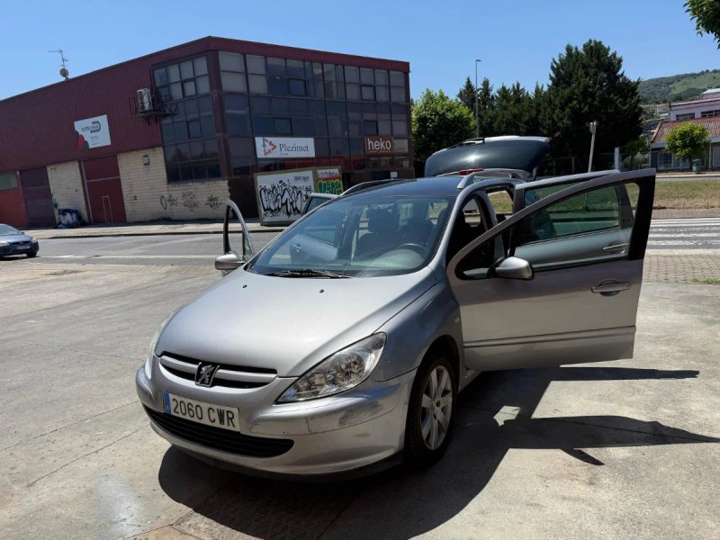 Peugeot 307 2003 - foto 1