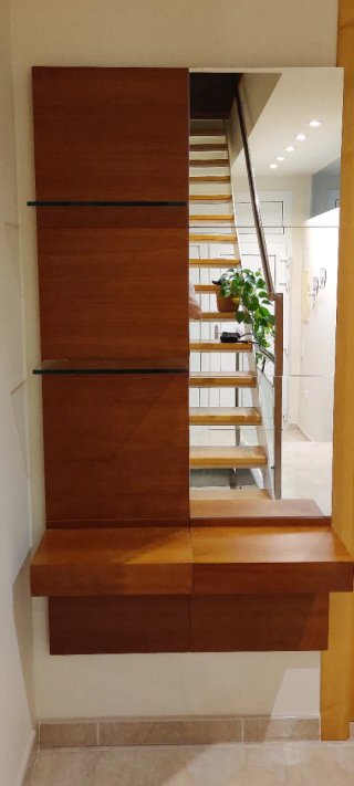 Mueble recibidor madera con espejo