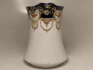 Lattiera Royal Albert Antica