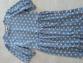 Vestido corto lunares celeste Stradivarius