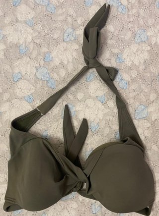 Costume due pezzi verde taglia M