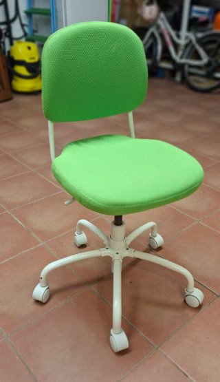 Silla oficina juvenil verde y blanca