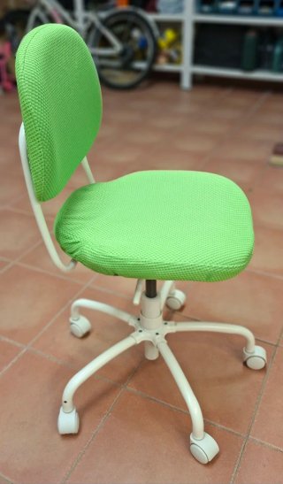 Silla oficina juvenil verde y blanca