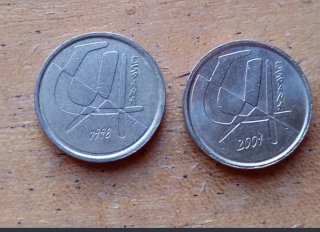 Lote 12 Monedas España: República 1934 y Pesetas
