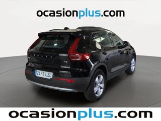 Volvo XC40 T2 Essential 95 kW (129 CV)