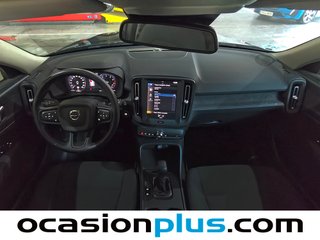 Volvo XC40 T2 Essential 95 kW (129 CV)