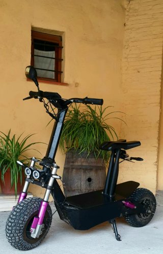 2 Patinetes Eléctricos Ecoxtrem Centauro