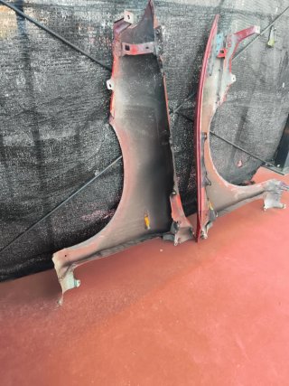 Aletas Delanteras Fiat HGT Rojas
