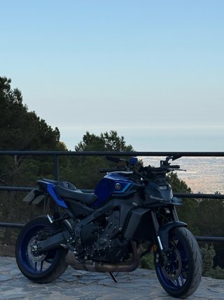 Yamaha MT-09 2024 Naked Azul/Negra